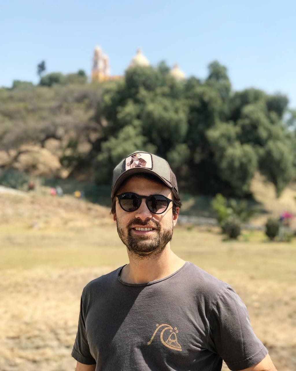 La gran ausente en esta serie de comentarios para Ramundo fue la actriz mexicana, con quien el actor ha admitido que mantiene una relación que aún está en etapas muy tempranas.