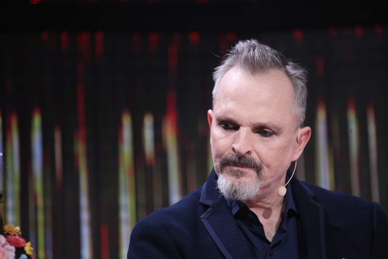 Pequeños Gigantes nos permitió descubrir una faceta poco vista de Miguel Bosé; y verlo pasar del llanto a la risa en un abrir y cerrar de ojos.