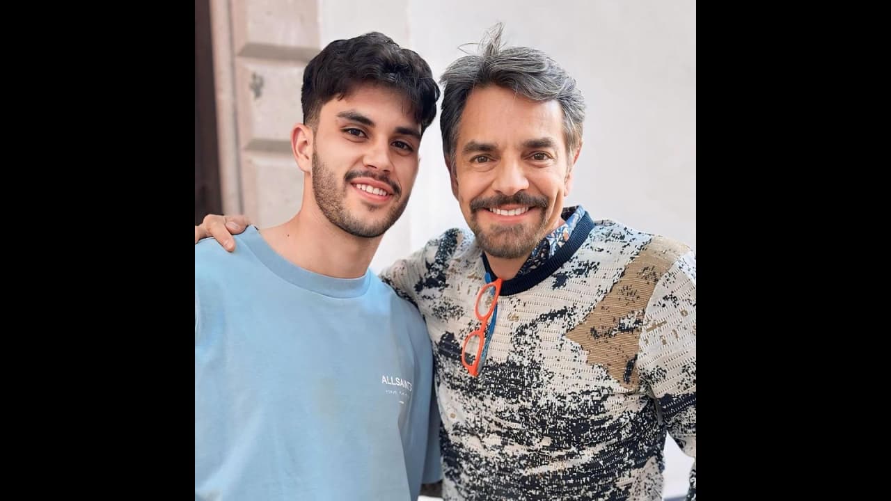 Él es el famoso sobrino de Eugenio Derbez, es futbolista y juega en el Cruz Azul