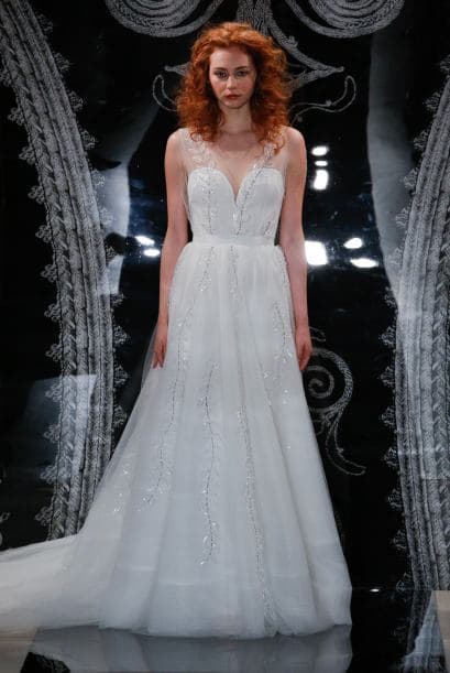 Tul y olanes: Este estilo inspirado en la década de los 20, con detalles modernos, puede ser el gran protagonista de tu enlace, pues te harán lucir vaporosa y dulce.