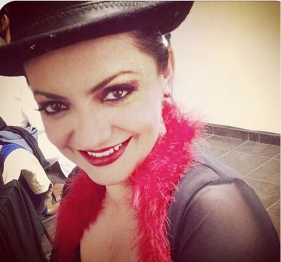 En estos días, (recuerdo) "a mi hermana, que se nos fue hace tres años y medio", dijo en entrevista con el programa mexicano 
<b><a href="https://twitter.com/saleelsoltv/status/1207322257539788801?s=21" target="_blank">'Sale el sol'.</a></b>