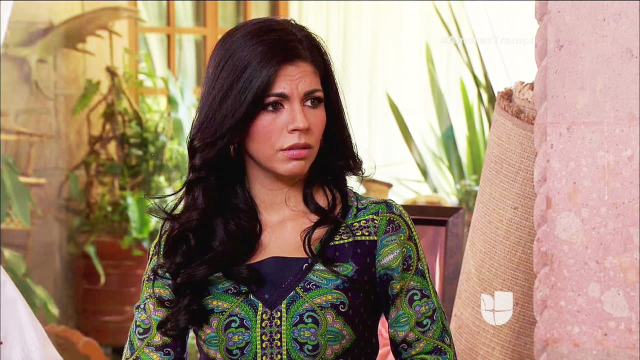 María no sospecha que Estefany la está traicionando a sus espaldas. ¡Ahora le mintió a Facundo sobre ella y Florencio Gallardo!