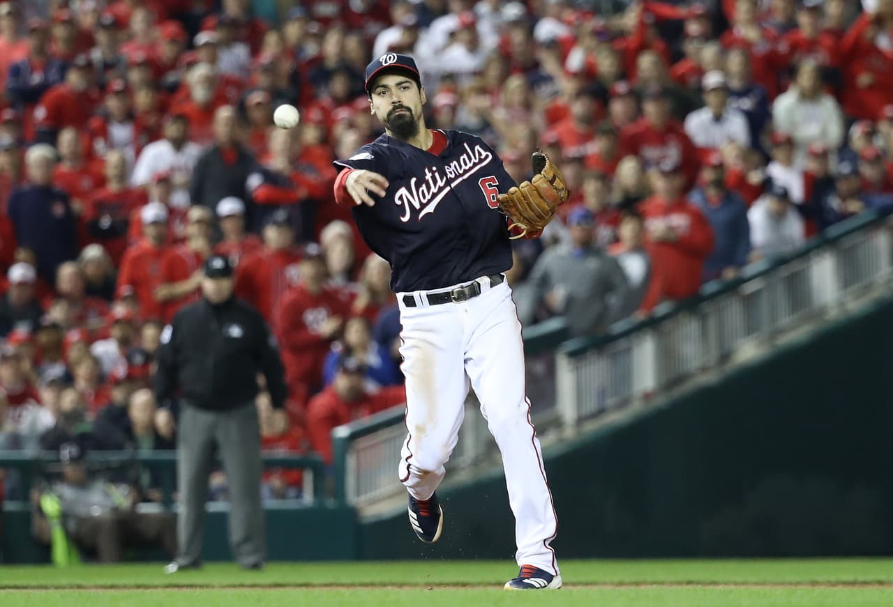 Los Houston Astros ganan el cuarto juego de la Serie Mundial y se empata 2-2 ante los Washington Nationals.