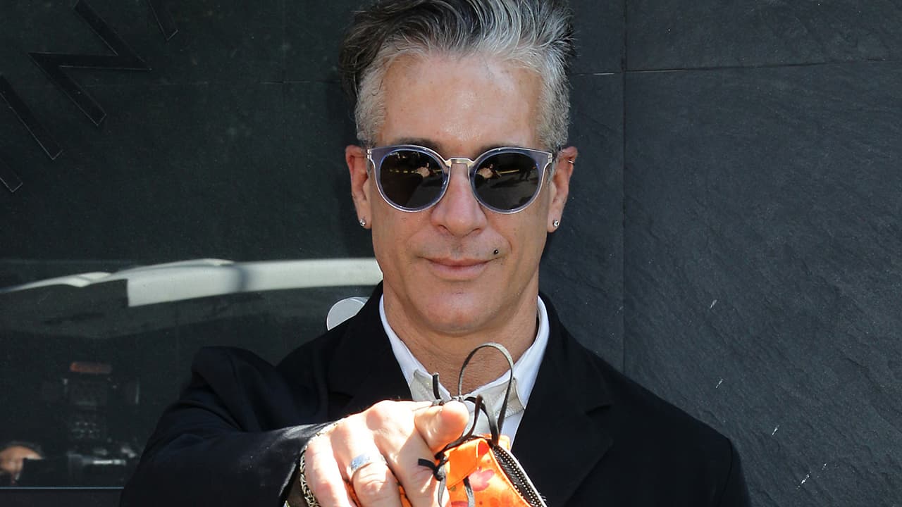 En suspenso Fernando Carrillo: espera que nazca su hijo y que le pidan perdón por el “trío sexual”