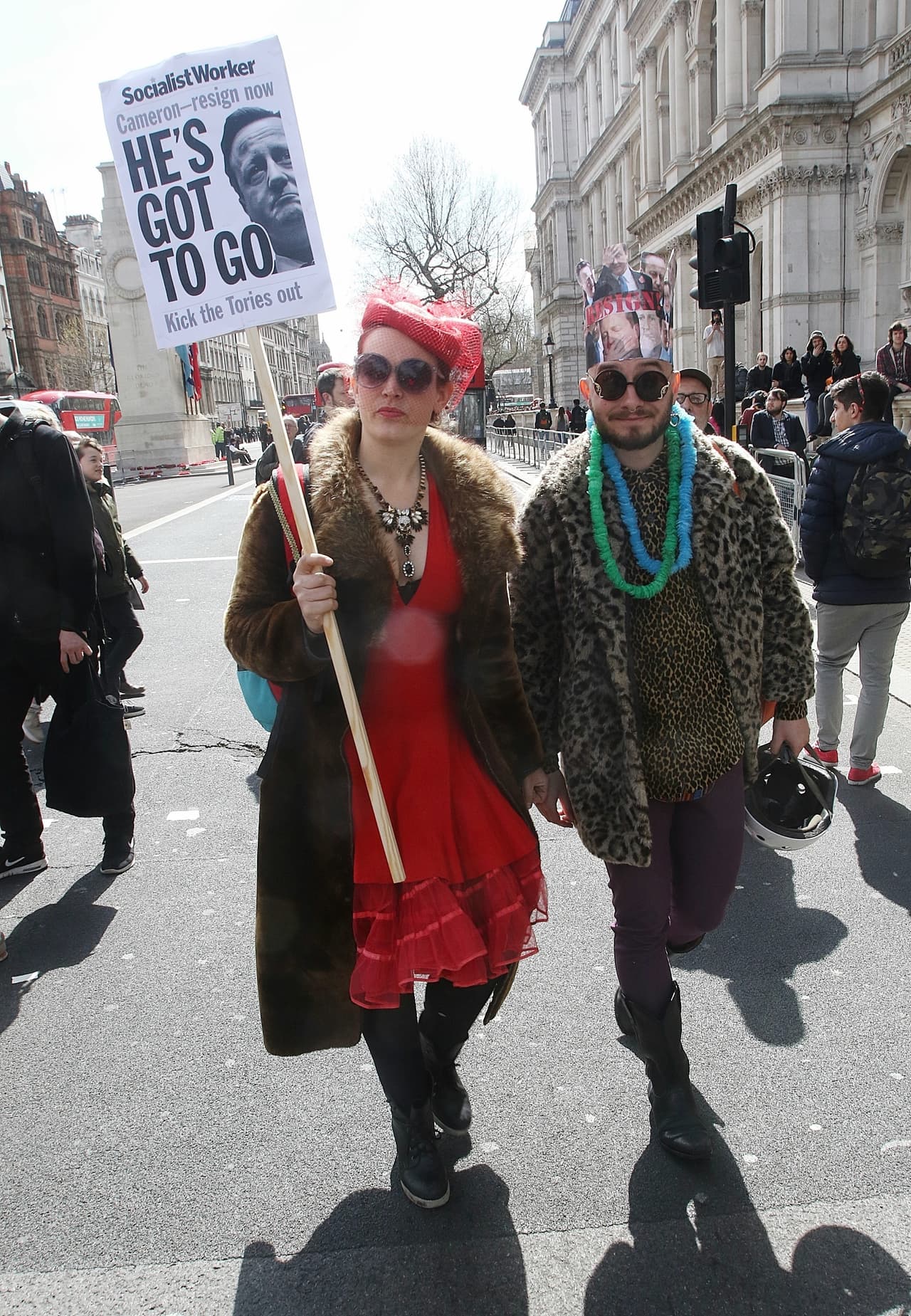 No queda duda de que esta mujer siempre expresa su manera de pensar.