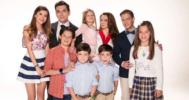 Dentro de la historia se cambiaban de nombre para confundir a su nana Ana, personaje al que le dio vida 
<b>Silvia Navarro</b>.