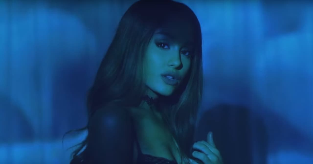 Por fin Ariana se muestra como toda una mujer, y con este trabajo complace a todos sus fans.