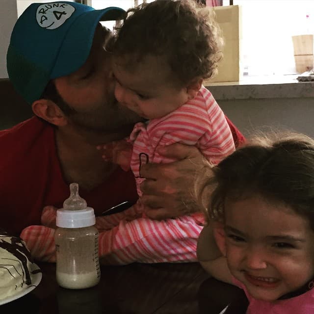 Ahora pasan más tiempo conn papi.