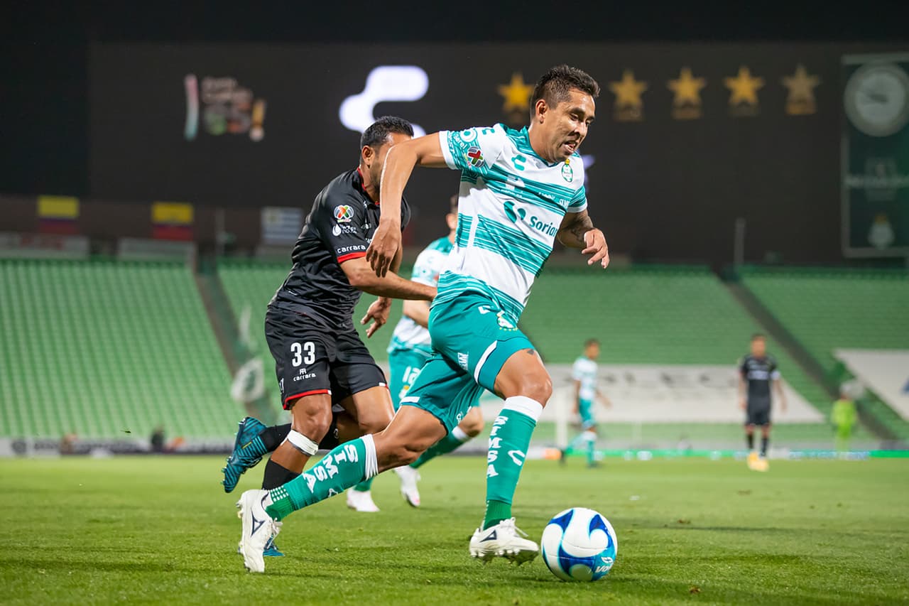 Con autogol de Enrique palos, gol de Santiago Muñoz y gol de Matheus Dória, Santos vence a Bravos 3-2. Los Guerreros se adueñaron de la tercer plaza del torneo y desplazaron al Toluca. Bravos sigue en el fondo de la tabla, aunque todavía tiene un partido pendiente.