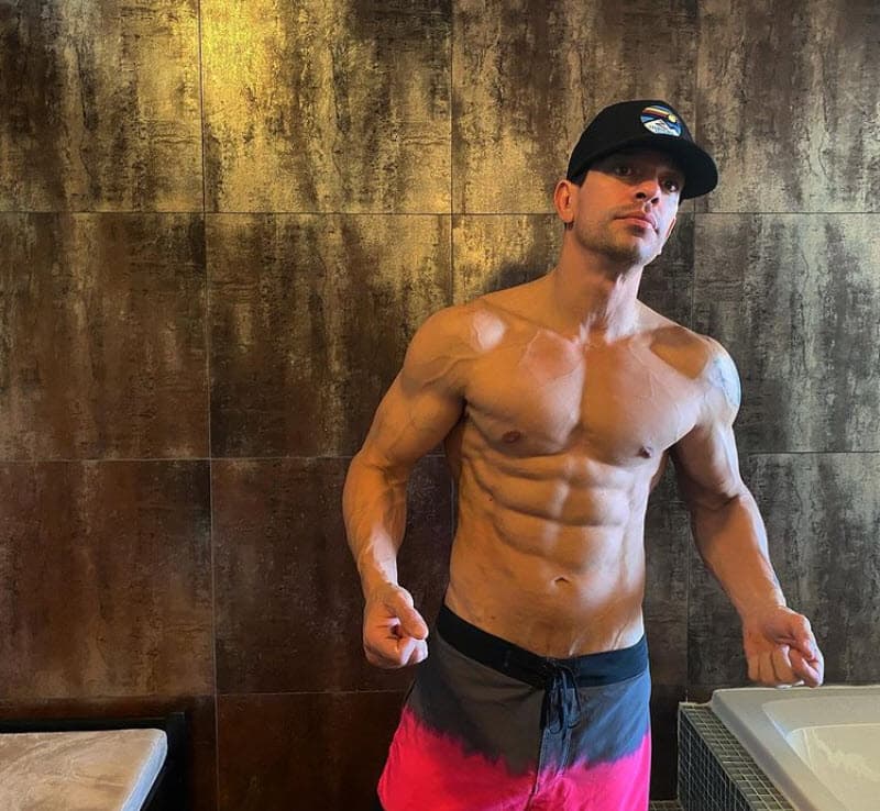 "Cuenta con todo mi amor, con todo mi apoyo, siempre lo ha tenido, pero ahorita definitivamente con todo esto yo lo único que veo es que 
<b>Tristán necesita trabajar</b>, nunca ha tenido un trabajo", sentenció en Hoy.
<br>