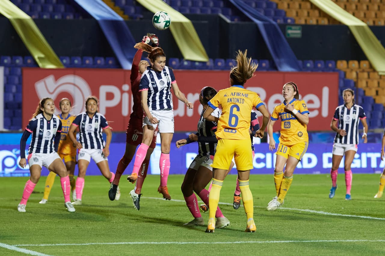 Monterrey se queda a centímetros de lograr una gran hazaña, pero Tigres no se los permite y les ganan 3-2 en la tanda de penaltis.