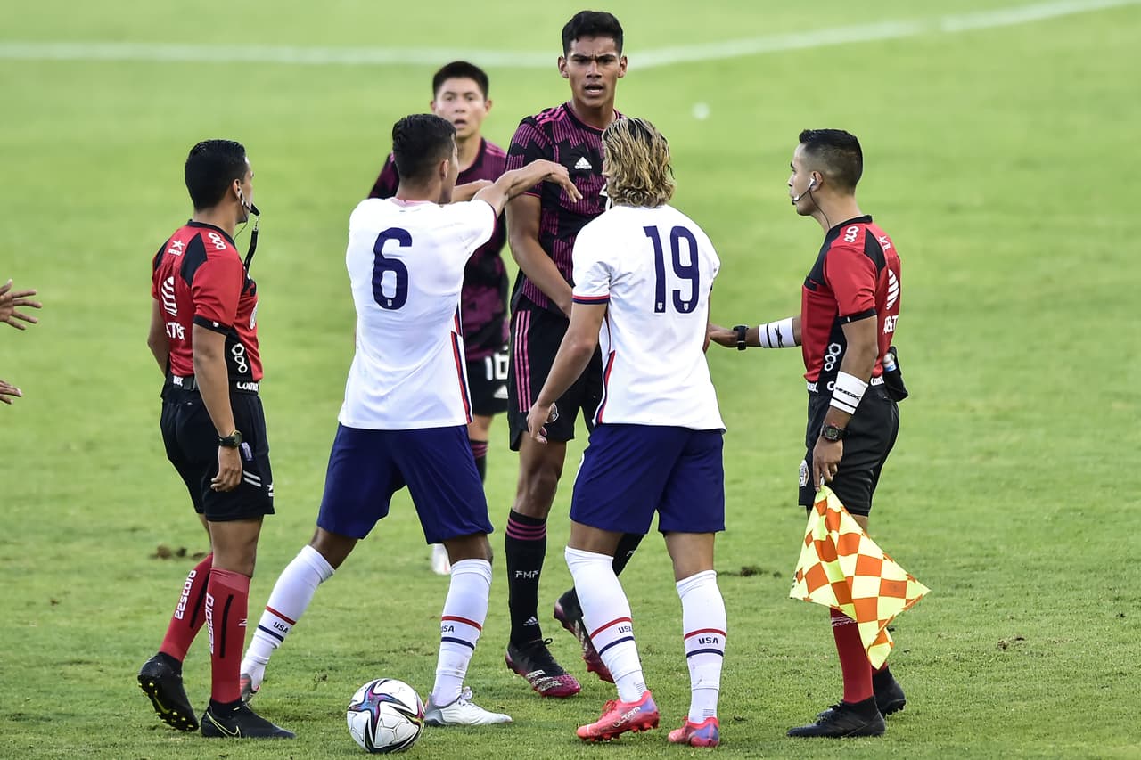 El conjunto Azteca jóven logró quitarse la espina que la selección mayor no pudo y le pegan 2-1 a Estados Unidos en la final de la Revelations Cup.
