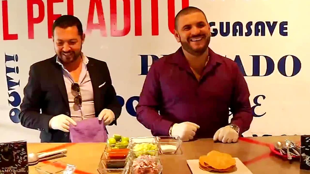 ¿Qué tal es El Komander en la cocina?: el cantante prepara ceviche mientras nos habla de sus canciones