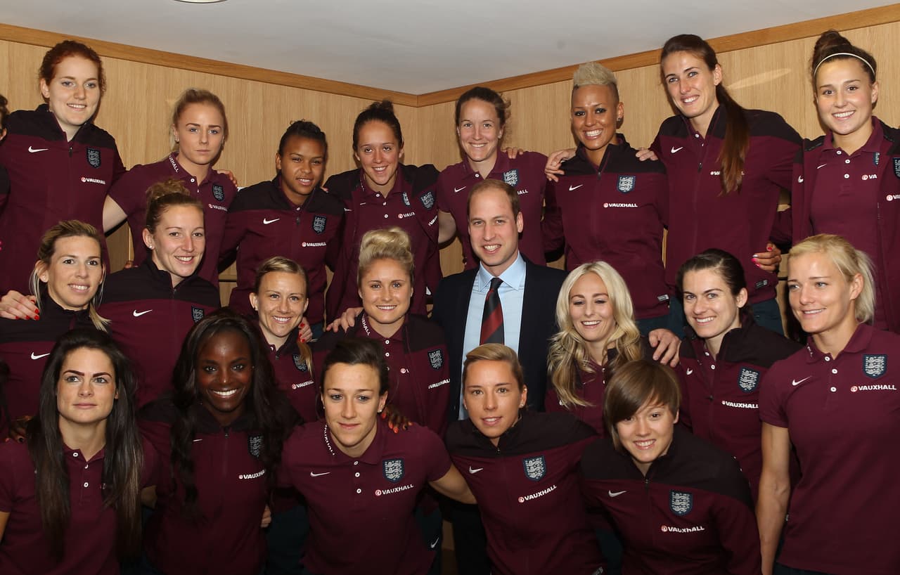 William se sintió afortunado entre tanta bella, talentosa y deportista mujer.