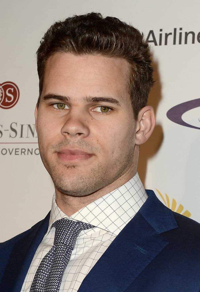 Sin embargo, 72 días después se separaron y quedaron divorciados en 2013.
<br>