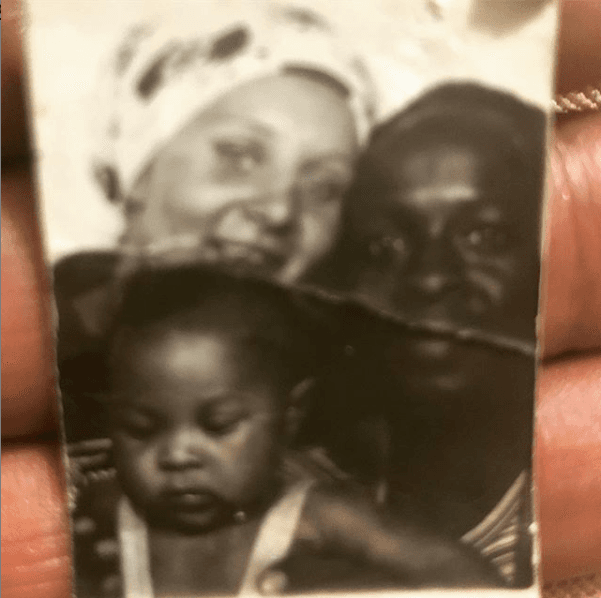 M'Balia declaró que su padre, Pablo Marichal, incluso, fue víctima de agresiones en la década de 1950 en México por su color de piel.