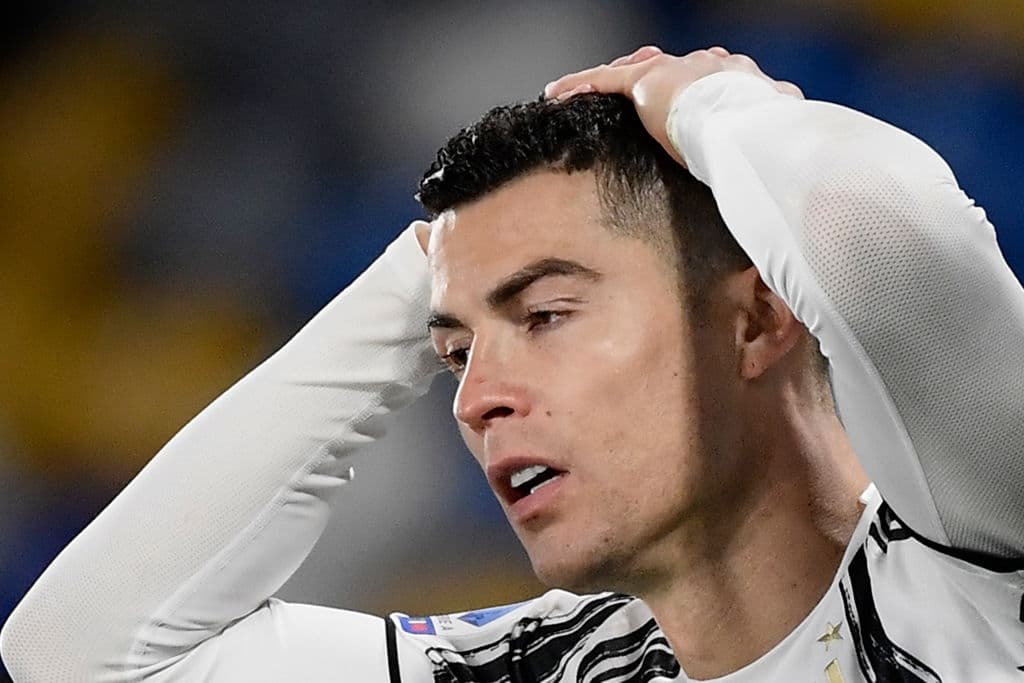 Lorenzo Insigne (31’) marcó desde los once pasos el tanto de la victoria. A media semana, Juventus se medirá al Porto en los Octavos de Champions y Napoli hará lo propio ante Granada en duelo de Europa League.