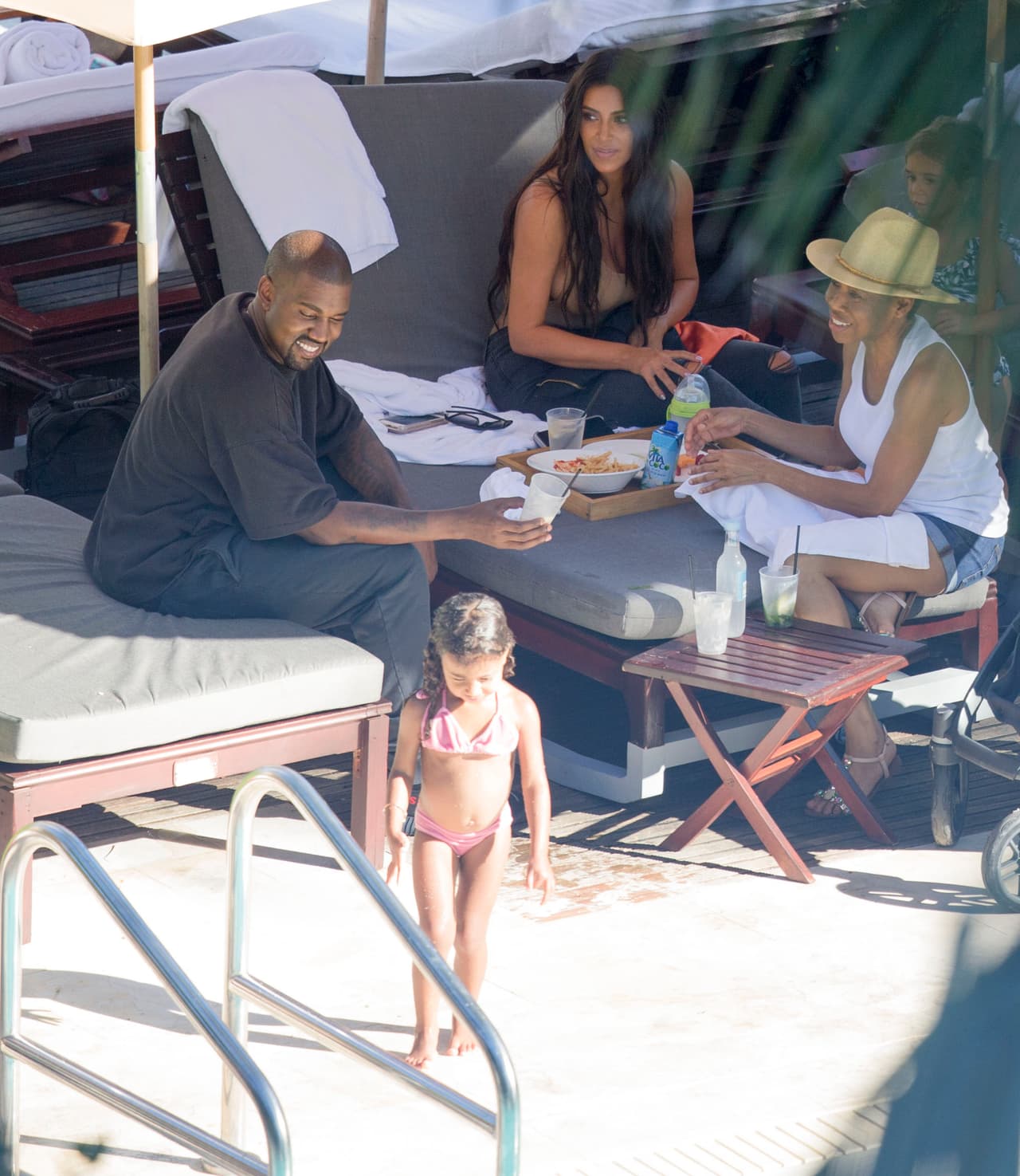 Se nota que es la adoración de Kanye.