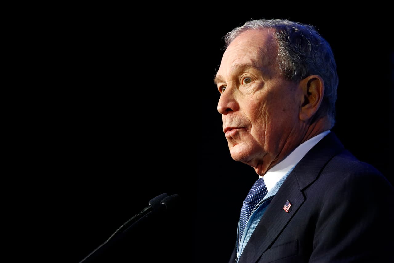 La campaña de Bloomberg gastó $275 millones burlándose de Trump