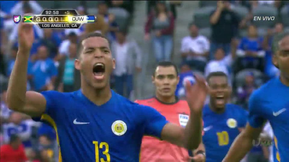 ¡GOOOL! Juriën Gaari anota para Curaçao
