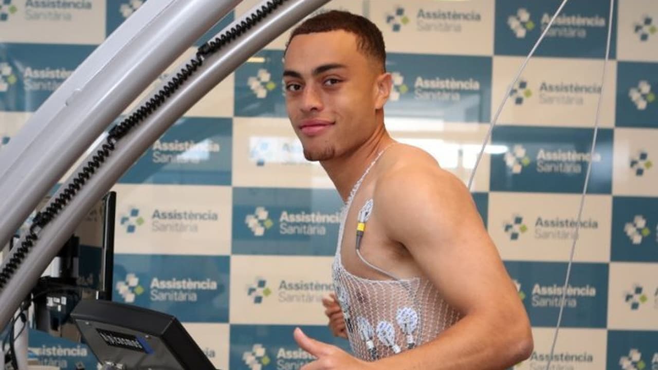 Barcelona arranca trabajos de pretemporada con muchas ausencias