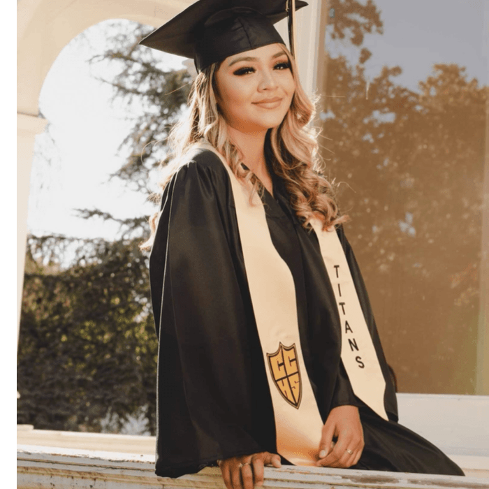 <b>Rachelle Giovanne Vázquez</b> — Cesar Chavez High School
<br>
<br>"¡Felicidades Rachelle por este logro!"