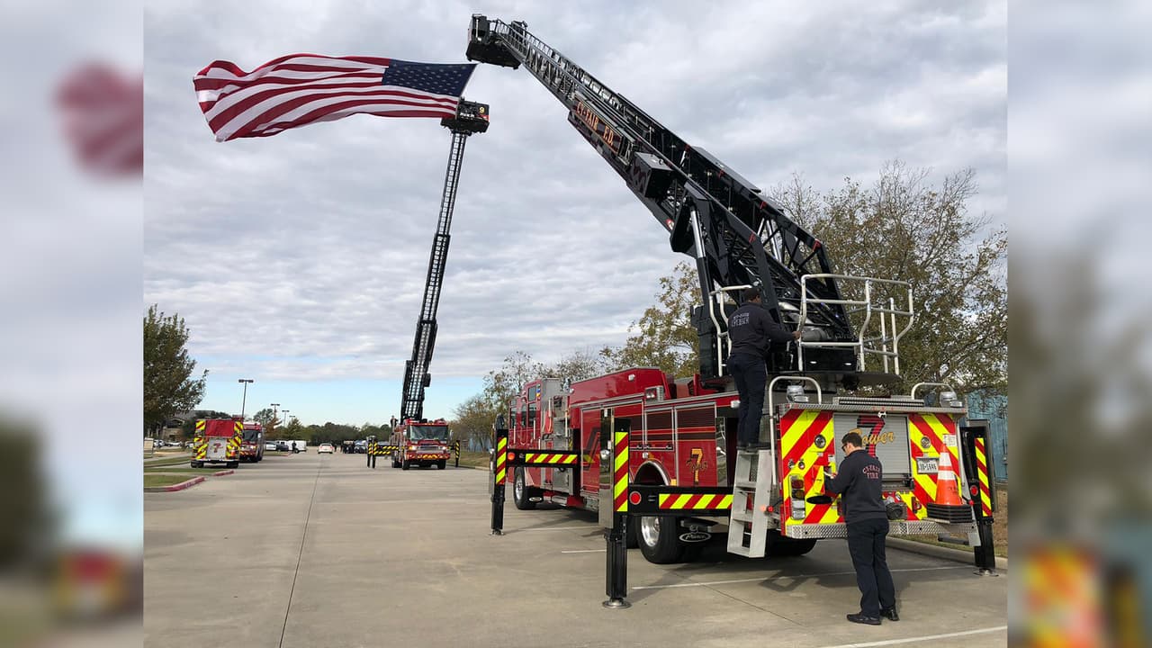 El oficial Leal ingresó a HPD en 1984 y había estado por un tiempo luchando contra la enfermedad.