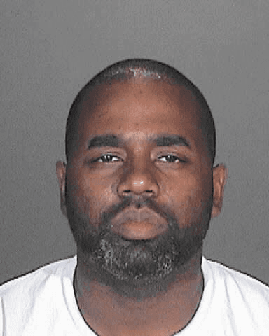 <a href="https://www.dea.gov/fugitives/roderick-ford" target="_blank">Roderick Ford</a>, de 37 años. Es buscado por conspiración para fabricar, distribuir y poseer con la intención de distribuir sustancias controladas. Fue localizado por última vez en una dirección en Monterey Park.