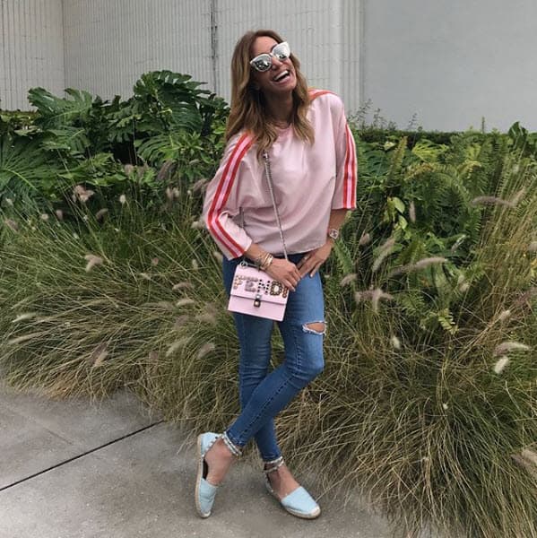 En sus redes sociales también deja ver su lado relajado.