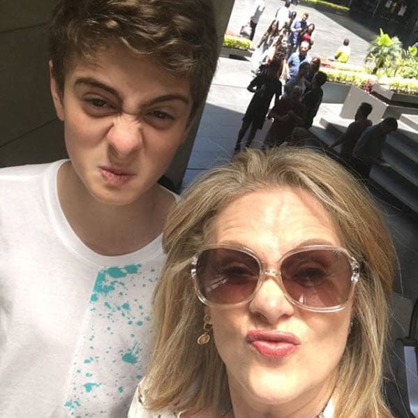 En otro de 
<b><a href="https://www.youtube.com/watch?v=ZJpGPLwUt68&t=188s" target="_blank">los videos</a></b>, la actriz agradeció a sus seguidores la interacción que tienen con ella.
<br>