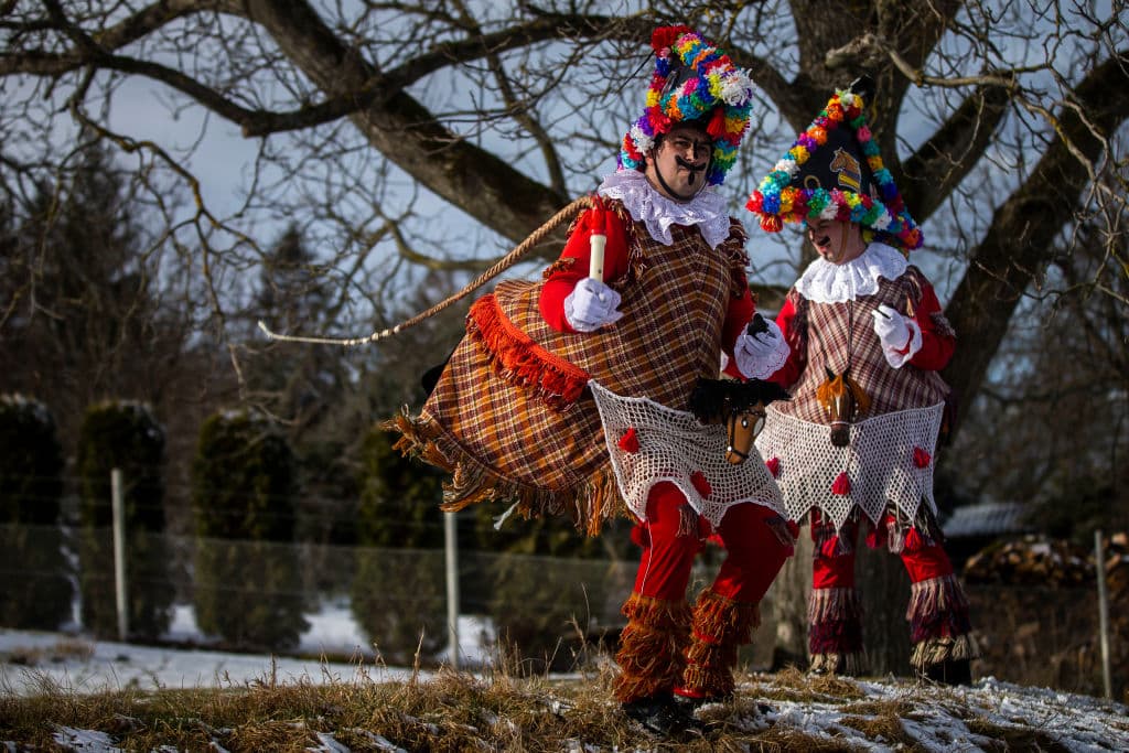 <h3 class="cms-H3-H3">República Checa</h3>⬇️(descendió)
<br>
<br>Posición 2021: 
<b>18</b>
<br>
<br>Posición 2020: 
<b>16</b>
<br>
<br>Puntaje en escala general: 
<b>6,965 puntos</b>.