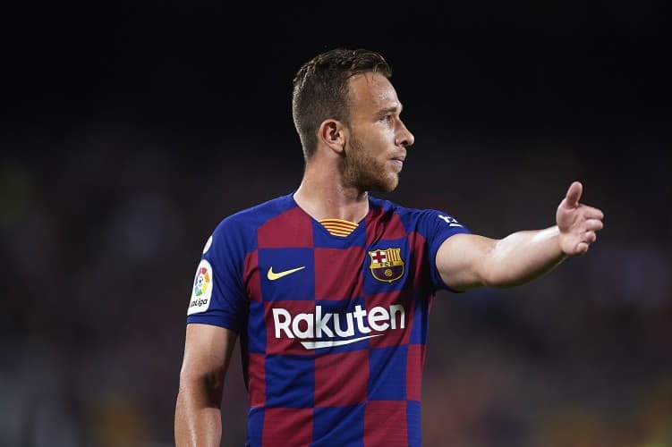 Barcelona autoriza a la Juventus para negociar con Arthur


