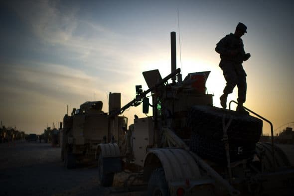 Del lado de la coalición, Estados Unidos perdió 4,408 efectivos, 3,480 en combate. Cerca de 32 mil militares resultaron heridos, según las cifras del Pentágono. El Reino Unido perdió 179 soldados.