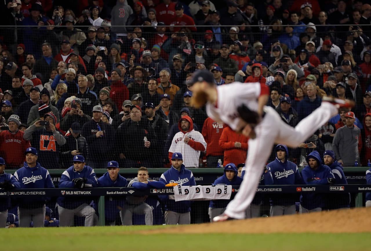 Y para bajar el telón vino, aunque no en situación de rescate, Craig Kimbrel, quien antes hizo sufrir a los fans de Boston. Esta vez no fue así y en orden retiró su tanda para consumar el triunfo.