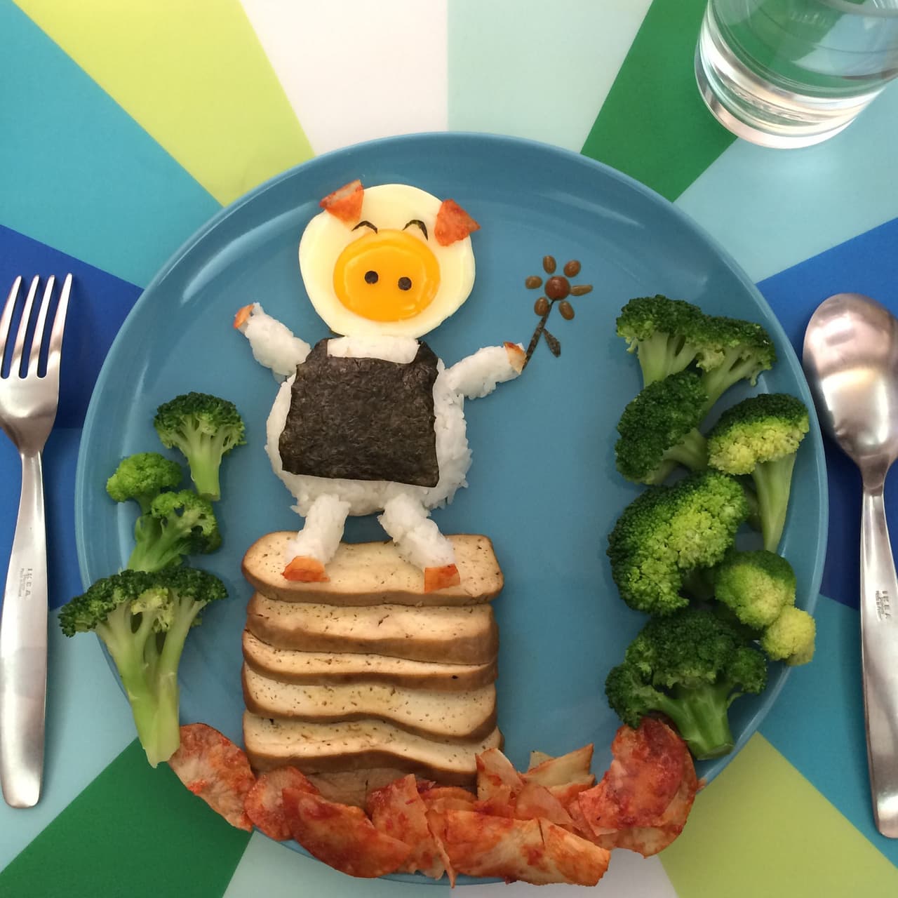 Sus hijos comenzaron a disfrutar su desayuno todos los días.