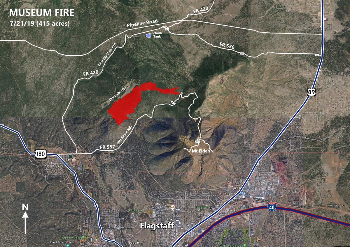 Este mapa muestra el tamaño del incendio de la tarde de ayer: 415 acres (21/7/19). Desde entonces, ha crecido a un estimado de 1,000 acres.
<br>