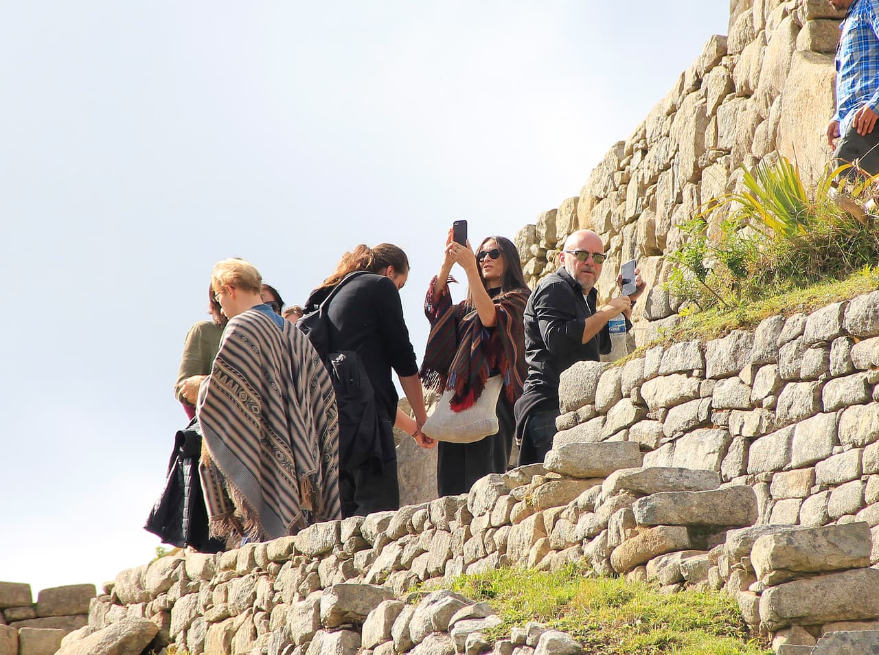 Demi no perdió oportunidad de tomarse algunos selfies.