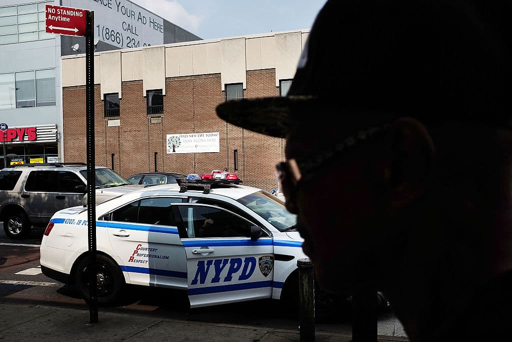 Dos niños inventan que un hombre los estaba acosando y engañan a la policía de Nueva York