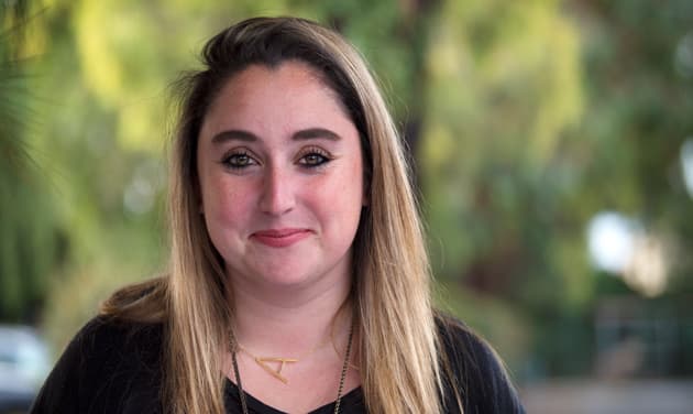 <b><a href="https://twitter.com/grlalx?lang=en">Alexandra Marshall</a></b>. Cofundadora de Health IQ, una compañía que ofrece seguros a personas vegetarianas, yoguis y corredores, asentada en Mountain View y San Diego, California. Ha logrado recaudar 81.5 millones de dólares. "No me impulsa el miedo al fracaso. Me impulsa el miedo de pasar mi vida triunfando en cosas que no ayudan a los seres humanos, a la comunidad o al mundo", dice esta empresaria de ascendencia mexicana.