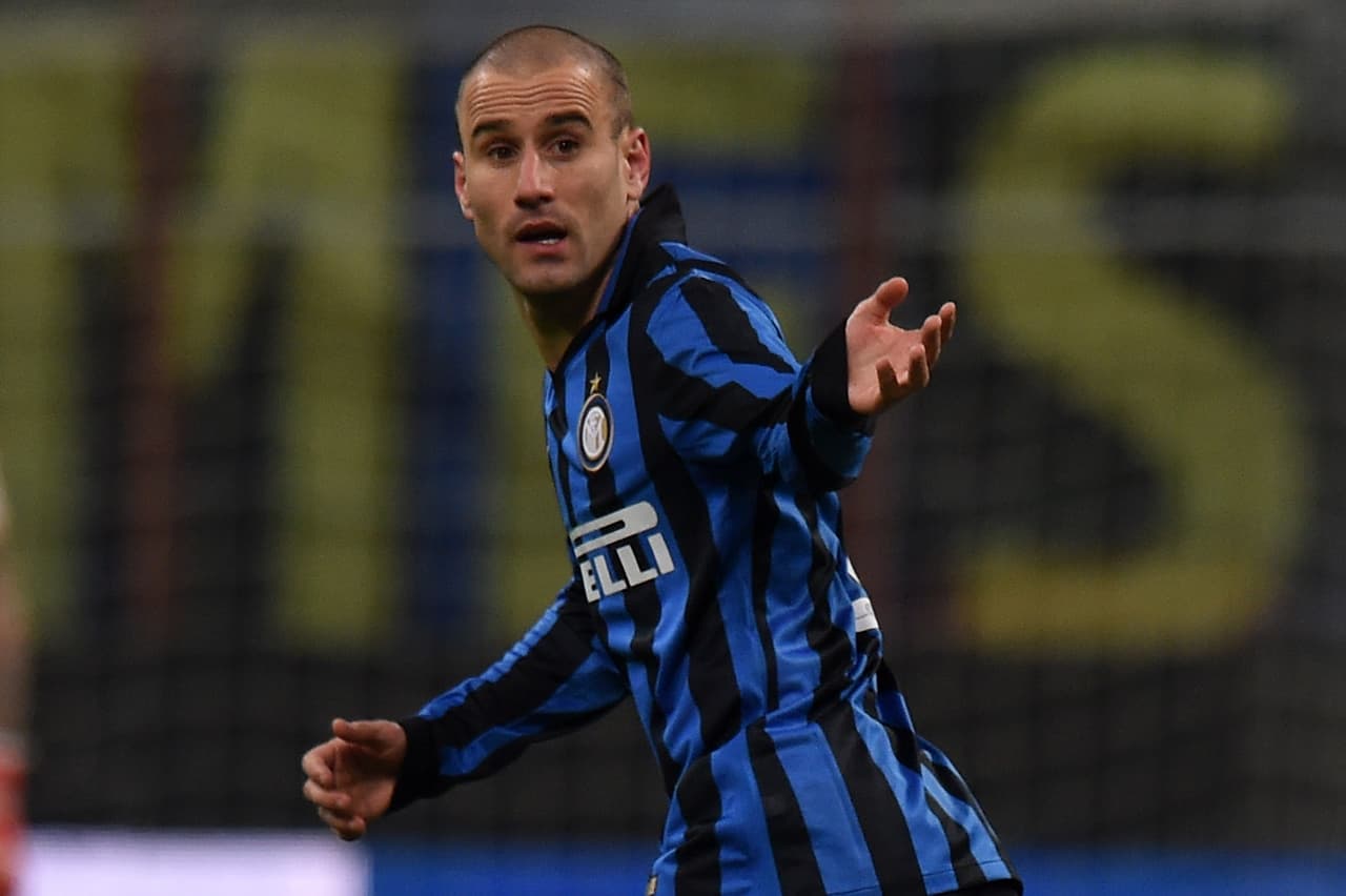 Rodrigo Palacio es otro de los hombres con quien se podría dar un encuentro directo aunque en la derrota del Inter ante Chievo solo jugó 15 minutos.