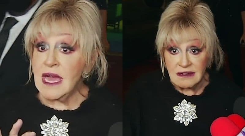 Ante el temor de contagiarse de covid, Anel reacciona molesta con los reporteros por no guardar su distancia