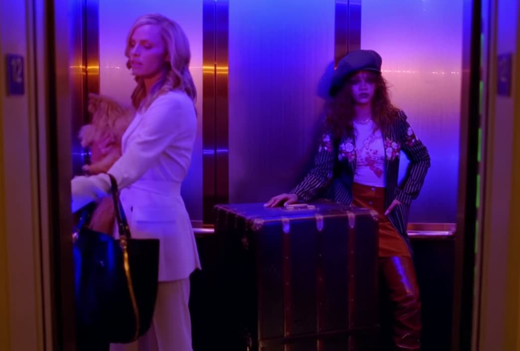 A lo largo de este clip, la cantante recrea un secuestro y un asesinato de los cuales ella es protagonista.