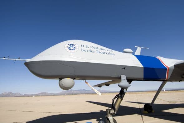 "La ACLU tiene serias preocupaciones sobre el uso no regulado, sin orden judicial, de esta tecnología para recoger información sobre las personas. El ritmo en el que la tecnología en el área de vigilancia ha evolucionado en los últimos años ha superado el ritmo al que se han adaptado las leyes para proteger la privacidad de los individuos", defendió.