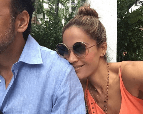 Esta no es la primera vez que Karla Martínez usa las redes sociales para demostrarle amor a su esposo.