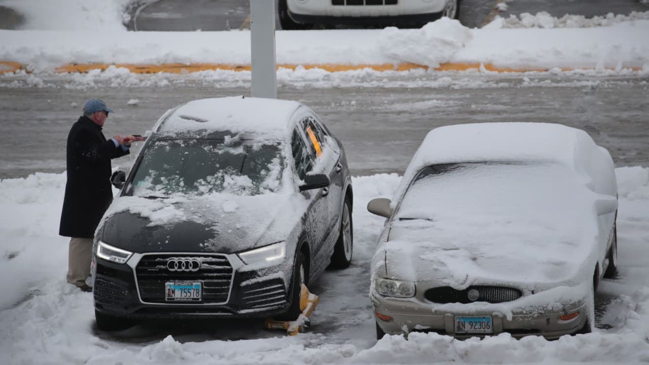 Emiten aviso de tormenta invernal para toda el área de Chicago este lunes