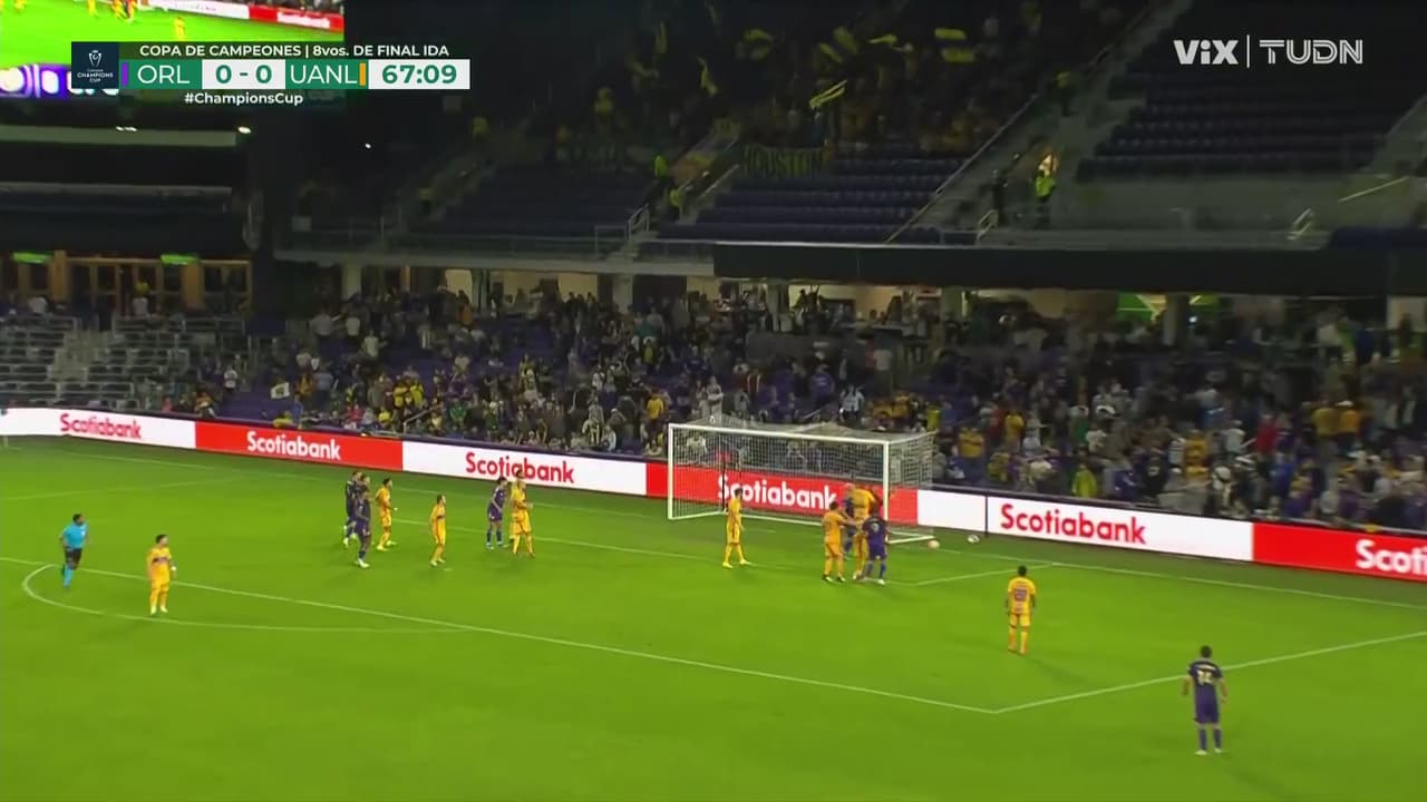 ¡Casi olímpico! El tiro de esquina lo alcanzó a sacar Nahuel