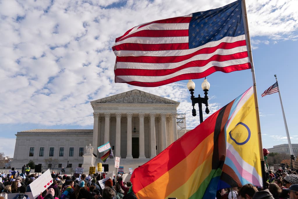 En duro revés para los derechos de las personas transgénero, la Corte Suprema mantiene esta ley de Tennessee