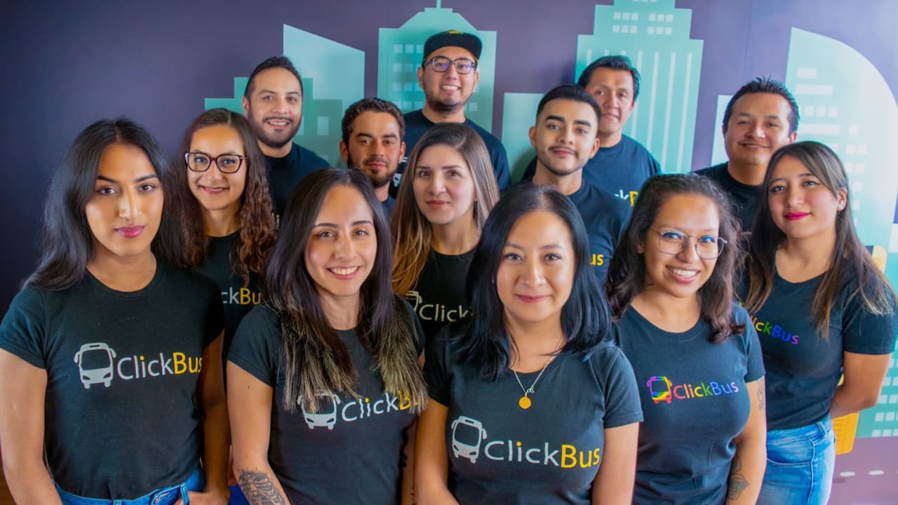 ClickBus permite comparar la oferta de distintas líneas de autobús para elegir la mejor opción.