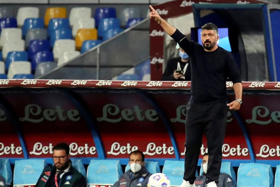 El Napoli de Gatusso cae ante el Sassuolo por dos goles a cero. Manuel Locatelli abrió el marcador al minuto 59 y, quien se encargó de sentenciarlos, fue Maxime López en tiempo agregado. El mexicano Hirving Lozano tuvo actividad en el campo durante la séptima jornada de la Serie A italiana.