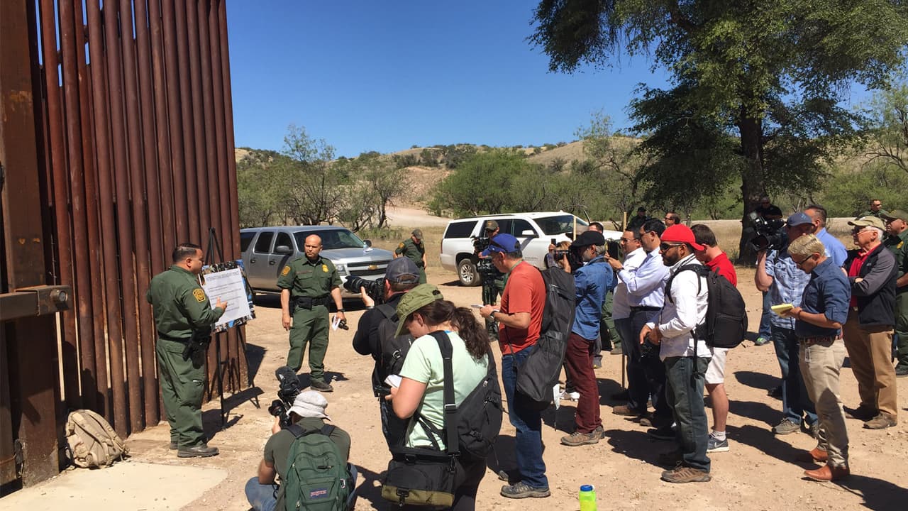 Reporteros de México y Estados Unidos presentes en la presentación de la Campaña Frontera Segura